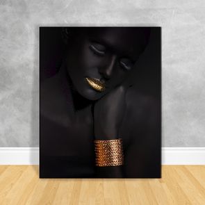 Quadro-Impressao-em-Vidro---Black-Woman-Bracelete